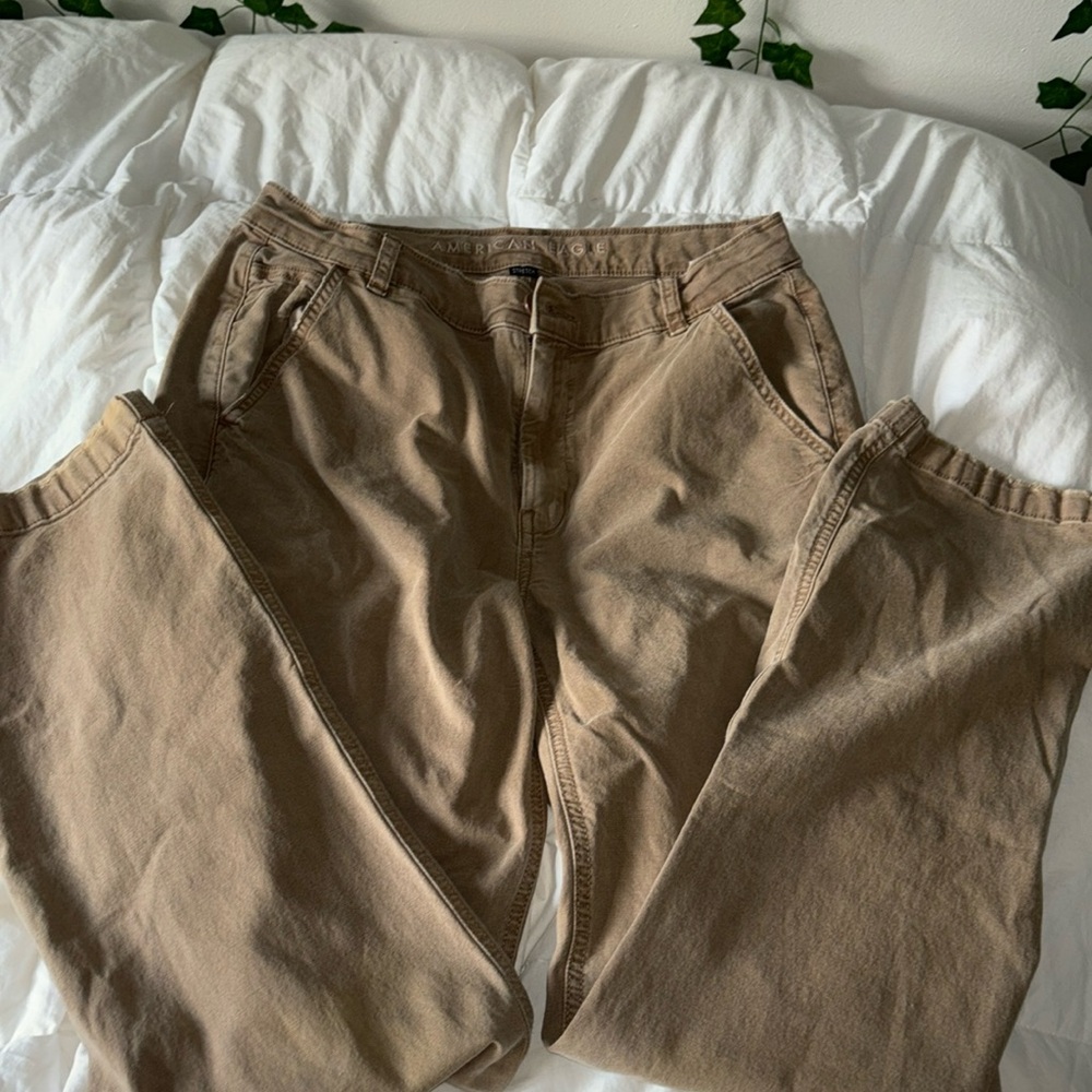 Tan cargos